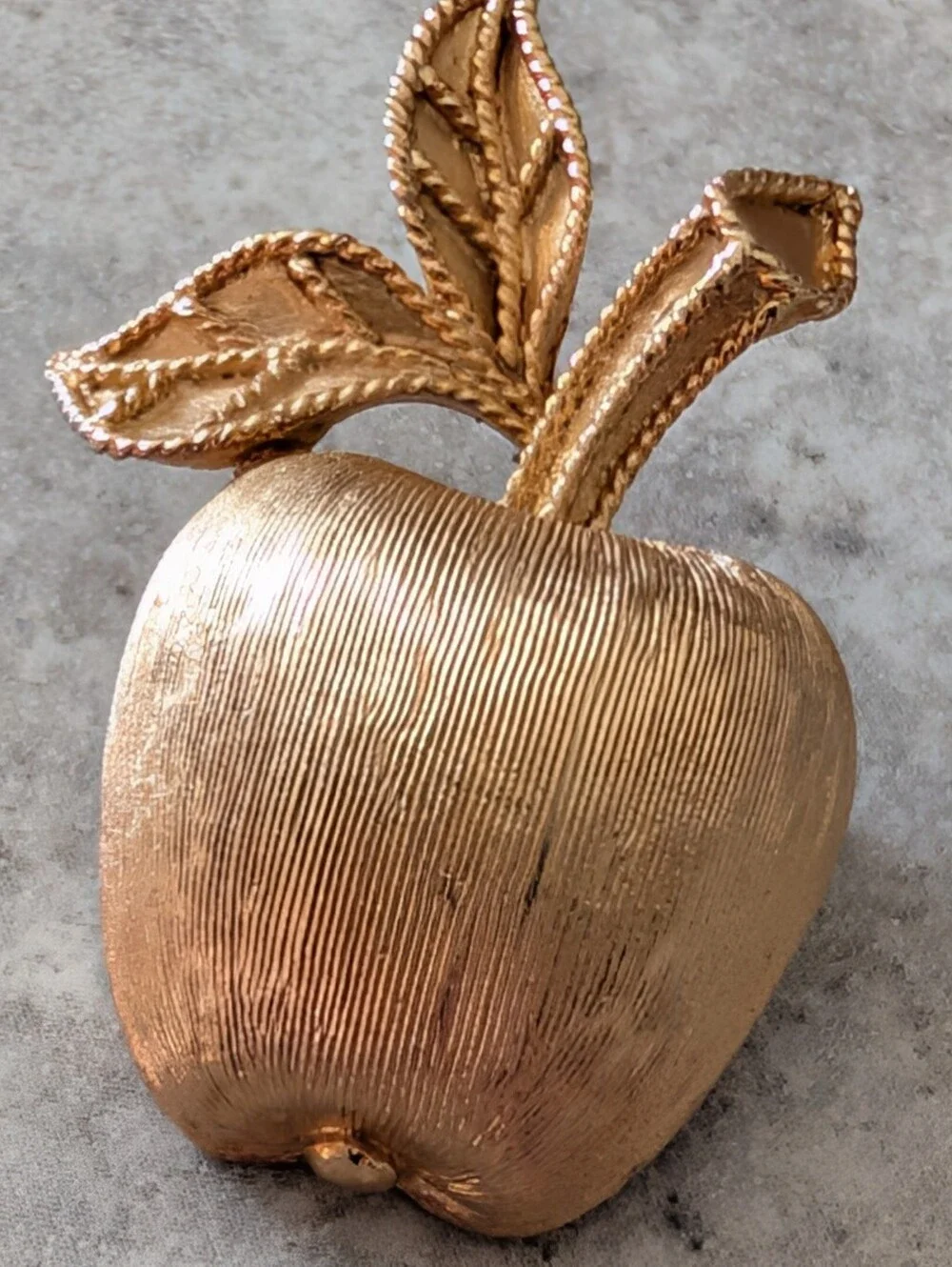 Vintage Avon Miniature Gold-Tone Textured Apple Brooch